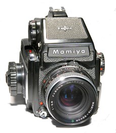 MAMIYA M 645